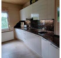 2 Raum Wohnung in Ronneburg - 696,00 EUR Kaltmiete, ca.  77,00 m² in Ronneburg (PLZ: 07580)