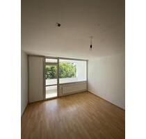 3-Zimmer-Wohnung in Kreuztal - 549,00 EUR Kaltmiete, ca.  74,00 m² in Kreuztal (PLZ: 57223)