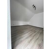 Homburg Schwarzenbach Moderne Dachgeschosswohnung über 2 Etagen