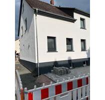 Große 5 ZKB Wohnung, alles neu ! Gartennutzung - Hochheim am Main