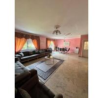 5 Zimmer, 2 Küchen, 3 Bäder, Terrasse, Garage & Garten - Rüsselsheim am Main