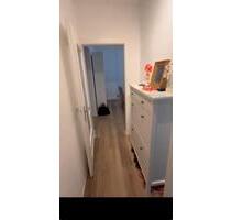 Nachmieter für 2,5 Zimmer Altbauwohnung möbliert in Neuss gesuch