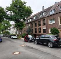 renovierte 3-Raum-DG-Wohnung in Alt-Eller - Düsseldorf Stadtbezirk 8