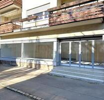 Großzügige Gewerbeeinheit mit großer Schaufensterfront - Zell Unter Aichelberg