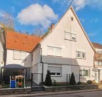 Doppelhaushälfte zum verkaufen - 165.000,00 EUR Kaufpreis, ca.  130,00 m² in Hardheim (PLZ: 74736)