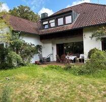 Großzügiges Haus mit 7 Zimmern und Garten zu verkaufen - Sulzbach-Rosenberg