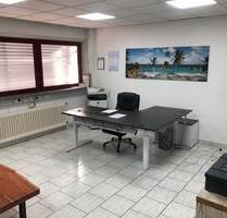 Büro in Velbert - Thönisheide - 1.300,00 EUR Kaltmiete, ca.  172,00 m² in Velbert (PLZ: 42553) Pöthen