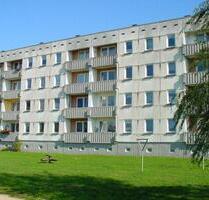 Klein aber fein - Ein-Zimmer-Wohnung mit Balkon und Badewanne - Schwerin Gartenstadt