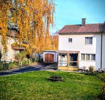 Charmantes Reihenendhaus mit großem Grundstück und Potenzial - Bad Mergentheim