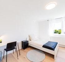 Helles, möbliertes WG Zimmer in einer 3er WG in zentraler Lage von Nürnberg