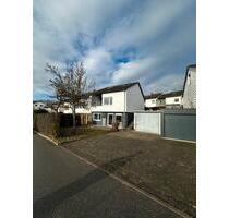 Reiheneckhaus - 1.400,00&nbsp;EUR Kaltmiete, ca.&nbsp; 115,00&nbsp;m&sup2; in Ehingen (Donau) (PLZ: 89584)