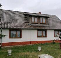 sanierungsbedürftiges Haus mit Nebengelass - Feldberger Seenlandschaft