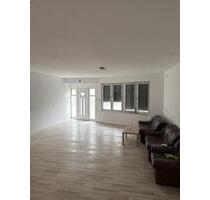 100 Quadratmeter Wohnung 2 Zimmer Küche Bad - Neunkirchen
