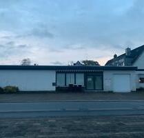 Ladenfläche Büro Gewerbefläche - 750,00&nbsp;EUR Kaltmiete, ca.&nbsp; 135,50&nbsp;m&sup2; in Groß Kummerfeld (PLZ: 24626)