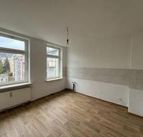 5 Zimmerwohnung Chemnitz - 600,00 EUR Kaltmiete, ca.  100,00 m² in Chemnitz (PLZ: 09126) Bernsdorf