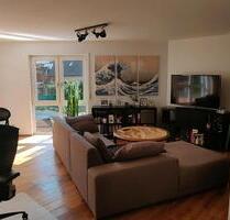 Helle, 2,5 Zimmer Wohnung mit Südbalkon in Top-Lage - Ludwigsburg