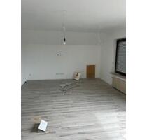Helle renovierte Wohnung (3,5 Zimmer) - Salzgitter Ortschaft Nord