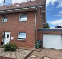 Großzügiges Einfamilienhaus mit Garten - PeineStederdorf