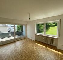 Großzügige 4-Zimmer-Wohnung in zentraler Lage Cham- West