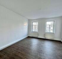 Tolle 5-Raum-Maisonette-Wohnung mit Carport, Gartenfläche und 2 Bädern zu vermieten - Döbeln
