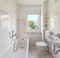 Frisch sanierte Wohnung! - 490,00 EUR Kaltmiete, in Halle (Saale) (PLZ: 06130) Damaschkestraße