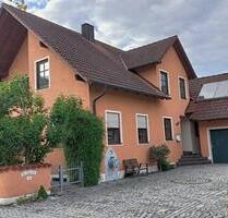 Charmantes Einfamilienhaus mit großzügigem Garten zu verkaufen - Siegenburg