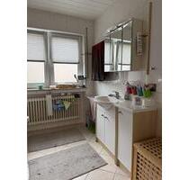 Irrel - geräumige 3-Zimmer-Dachgeschosswohnung mit EBK, Balkon und Garage