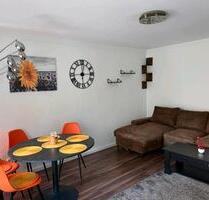 EG Wohnung mit Garten und eigenem Eingang,Haustiere erlaubt - Steinenbronn