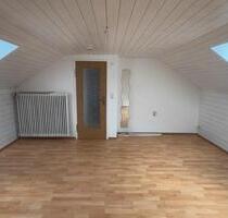 Dachgeschosswohnung ab sofort frei - Böblingen Dagersheim