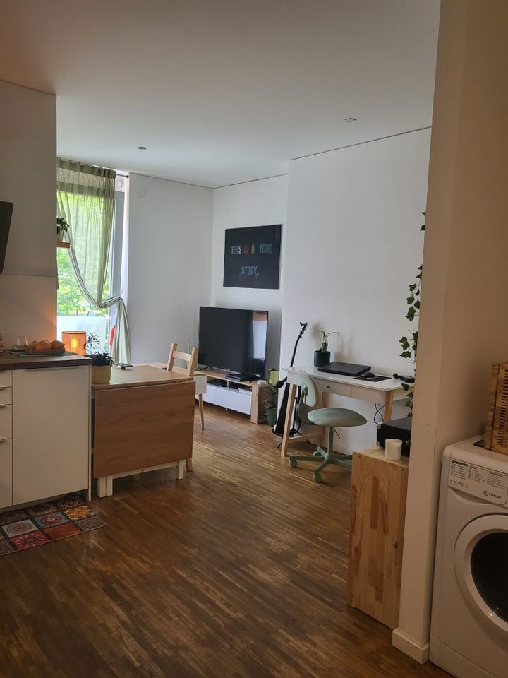 Wohnung zu UNTERMIETEN (für 3 Monate) - Frankfurt am Main Europaviertel