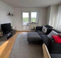 Helle 2 Zimmer DG Wohnung in Welzheim - Breitenfürst