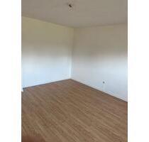 Wohnung ZU SOFORT in Gadeland - 410,00 EUR Kaltmiete, in Neumünster (PLZ: 24539) Brachenfeld/Ruthenberg