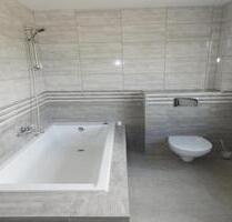 Haushälfte 4 Zimmer,2 Bäder,Terrasse,Keller,Garten,neu saniert - Steinhöfel