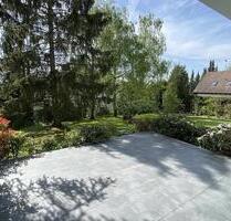 TOP-gepflegte & voll möblierte Einliegerwohnung mit herrlicher Terrasse - wenige Fahrminuten südlich von Coburg - Untersiemau