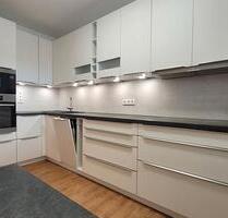 Seltene Gelegenheit nahe Klinikum | Balkon-Wohnung inkl. moderner Einbaumöbel | Aufzug & TG, Neubau - Gera Debschwitz