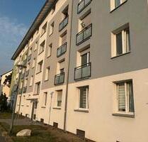 Schöner wohnen und sparen: neue Heizung und ein neuer Eingangsbereich! - Ludwigshafen am Rhein Parkinsel