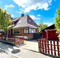 Charmante DHH mit großem Grundstück u Schwimmteich Lübeck Siems