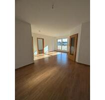 +++Schicke 2-R. Wohnung Südl. Heimfeld, tolles Wohnzimmer m. Balkon, Bad m. Wanne und Dusche!+++ - Delitzsch