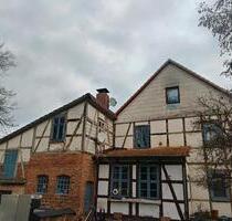 Großes altes Sanierungsbedürftiges Fachwerkhaus mit 10 Zimmer - Bovenden