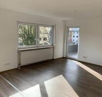 Frisch renoviert | 2-Zimmer mit Balkon & Garten | Möckmühl Zentr.