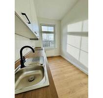 Besichtigung 19.12. 20.12. (11-13h) TOP Lage, sanierter Altbau, sehr hell , SW Balkon, EBK - Schwerin Altstadt