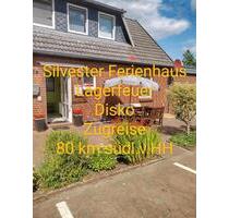 SILVESTER,Großes Ferienhaus südl.v.HH,Hofparty,Feuerwerk,uvm,Wlan - Halle (Saale) Damaschkestraße