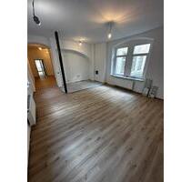 Exklusive 5-Zimmer-Wohnung am Markt in Gera inklusive Aufzug