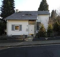 Büdingen Innenstadt- freistehendes Haus mit großem Garten