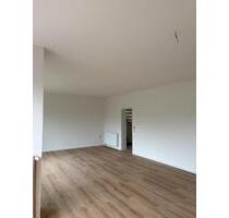 Renovierte 4 Zimmer Wohnung - 890,00 EUR Kaltmiete, ca.  125,00 m² in Moormerland (PLZ: 26802)