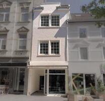 Reihenhaus 114qm + Ladenlokal 89qm in EschweilerNeustrasse