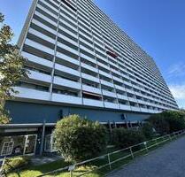 Großes möbliertes 1-Zimmer Apartment mit Balkon in München-Solln ab 01.04.2026 zu vermieten