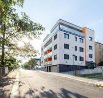 Euer zukünftiges Wohnidyll! Exklusive 2-Raum-Wohnung mit Südbalkon u. Aufzug in zentraler TOP-Lage - Reichenbach im Vogtland