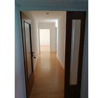 Helle 3-Zimmer-Wohnung mit Garten, großem Keller und Garage - Rosdorf