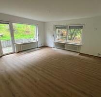 4 Zimmer,Küche,Bad im 1.OG mit Terrasse und Balkon - Bad Salzschlirf